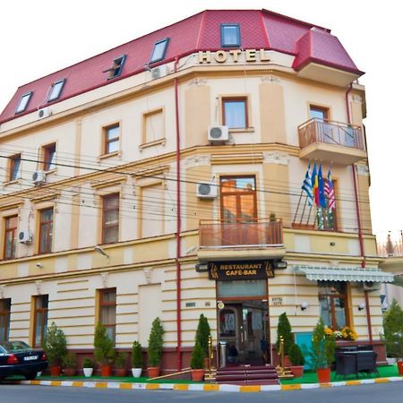 Hotel Papu Bucharest Exterior photo